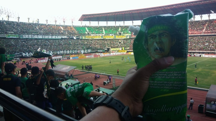 Bonek: the football fans’ resistance movement