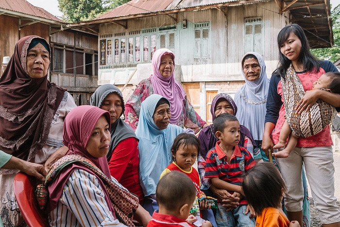 Obstacles to realising the right to health